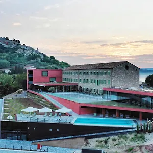 4* Hotel Winery&design Roxanich