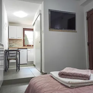Soba Ulika Apartment