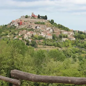 Fenix Gostinjska kuća